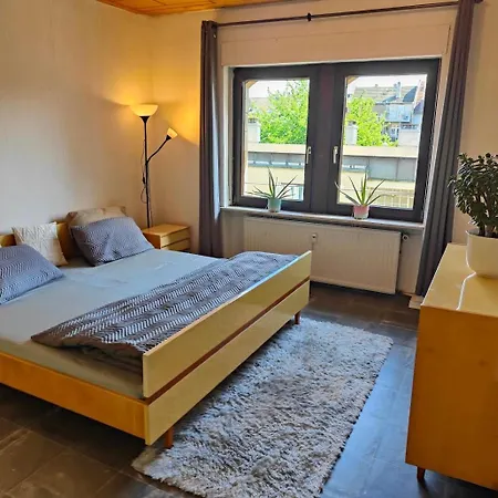 3 Min Walk Bahnhof - Quiet In Beautiful Mannheim